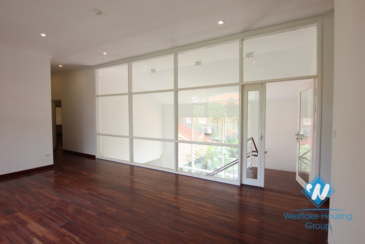 Gorgeous villa with beautiful garden to rent in Dang Thai Mai, Tay Ho area